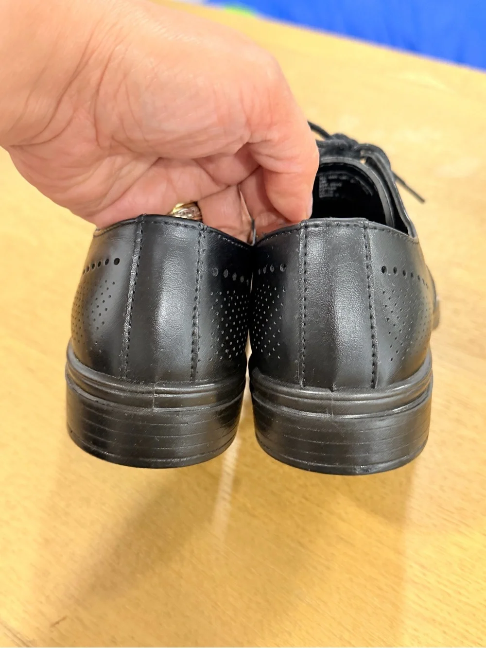 Stafford Boys’ Black Oxford Lace-Up Dress Shoes Size 2M Memory Foam